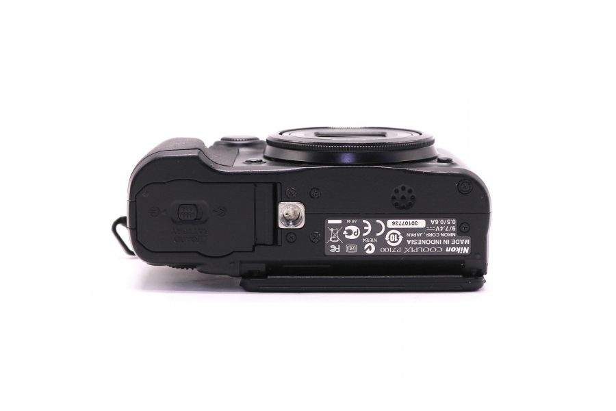 Nikon Coolpix P7100 в упаковке (Indonesia)
