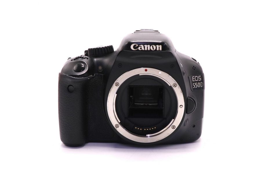 Canon EOS 550D body в упаковке (пробег 37000 кадров)