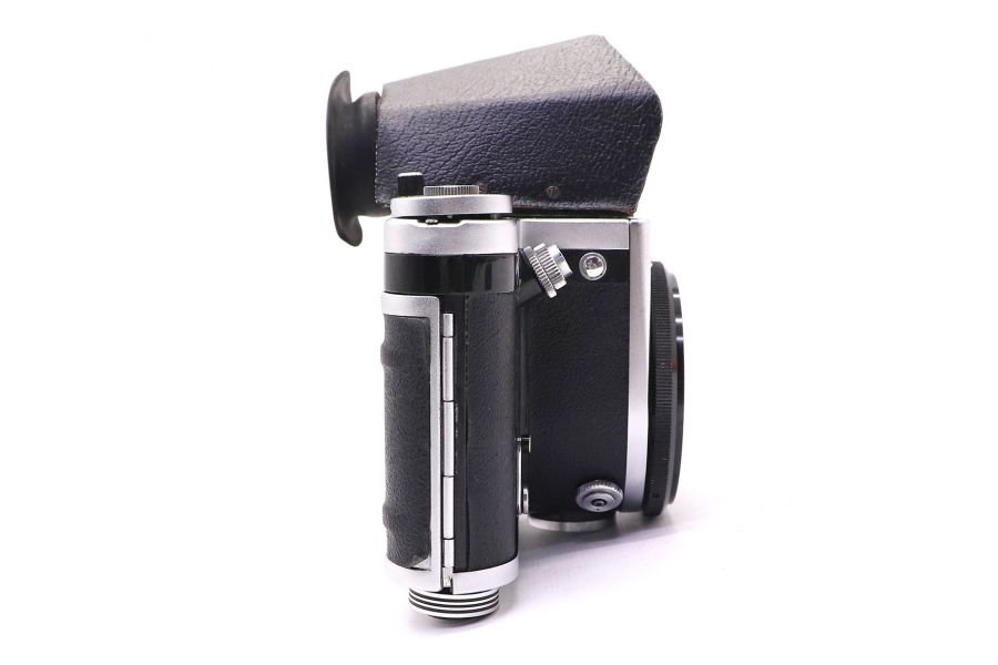 Pentacon Six TL body (Germany, 1975)