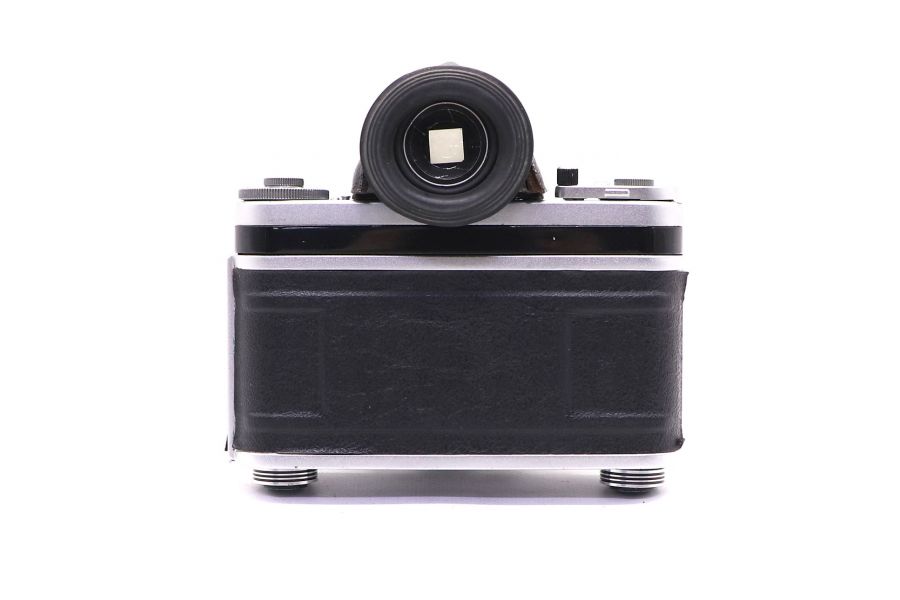 Pentacon Six TL body (Germany, 1975)