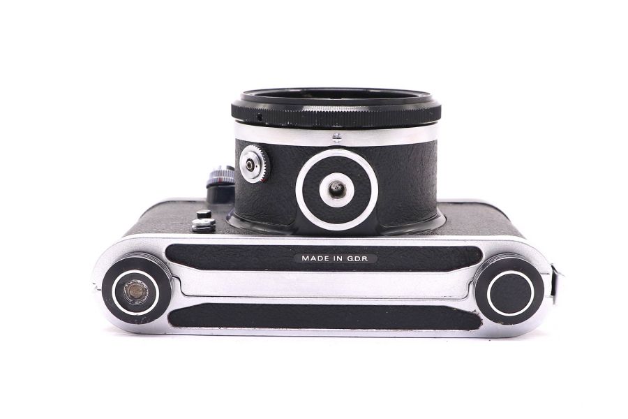 Pentacon Six TL body (Germany, 1975)