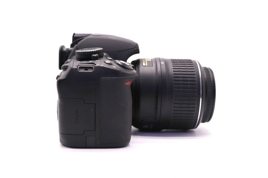 Nikon D3100 kit (пробег 6300 кадров)