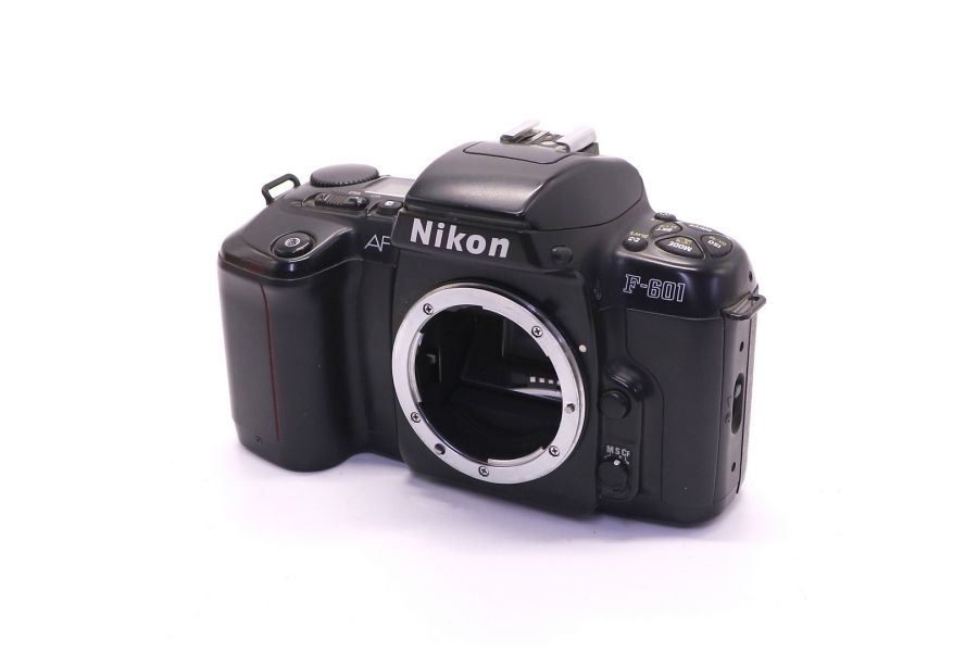 Nikon F-601 body в упаковке