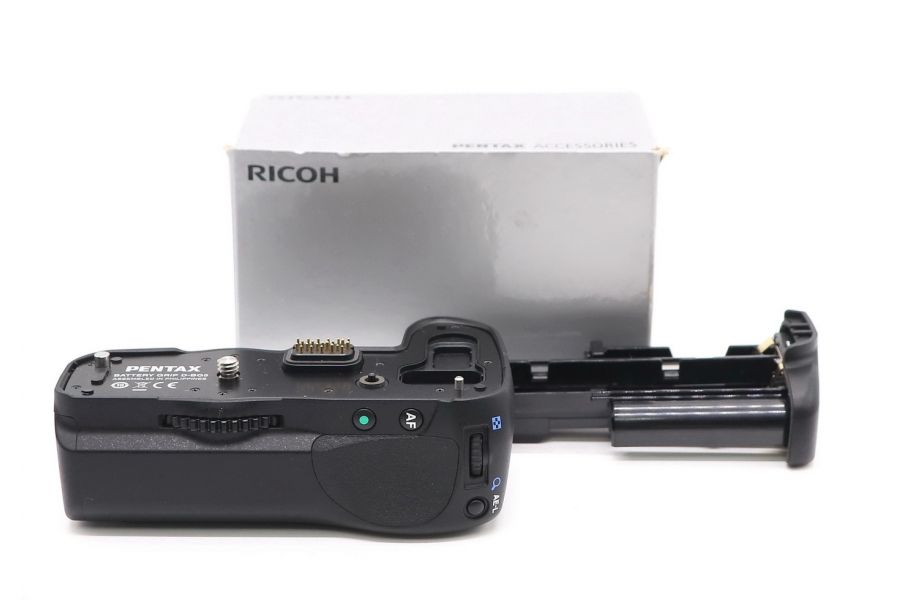 Батарейная ручка Pentax D-BG5