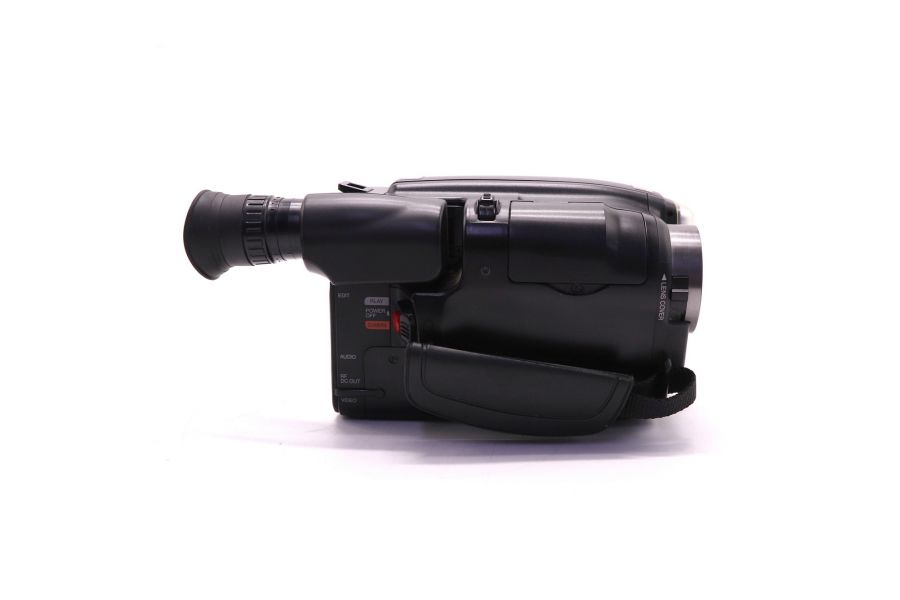 Видеокамера JVC GR-AX68 в упаковке (Japan)