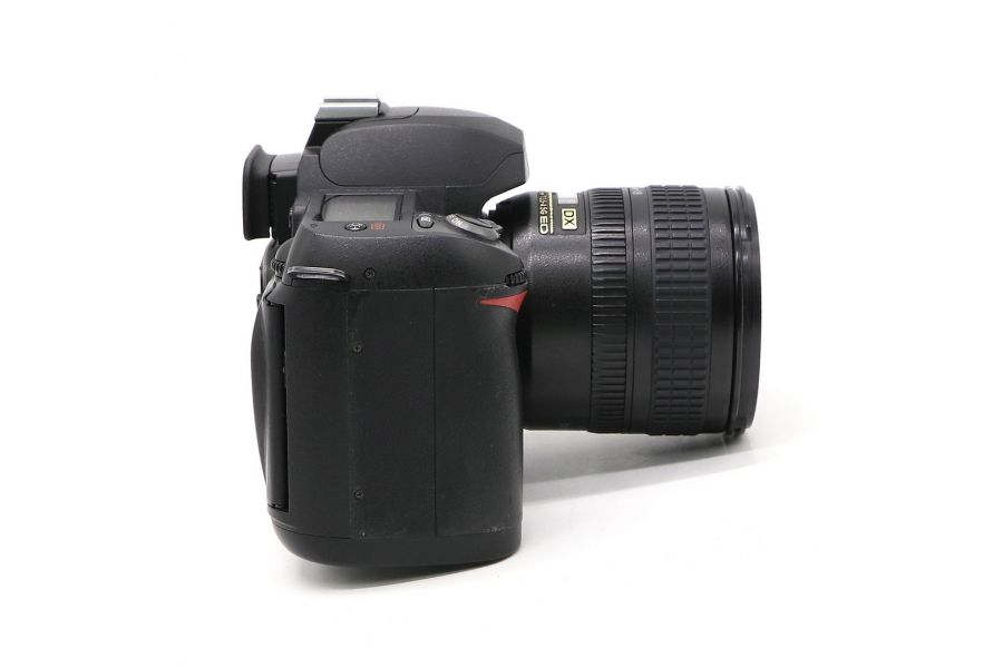 Nikon D70s kit 18-55mm f/3.5-5.6G AF-P VR DX Nikkor