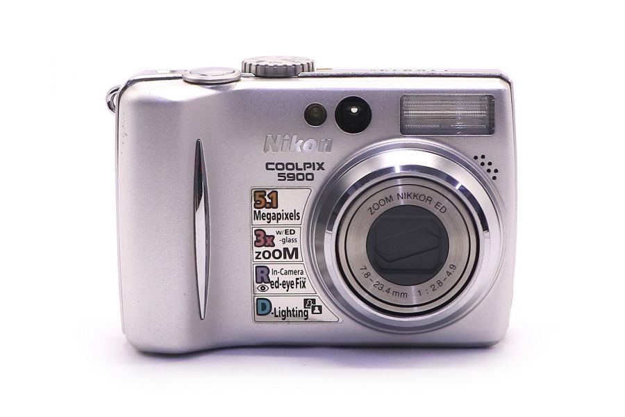 Nikon Coolpix E5900