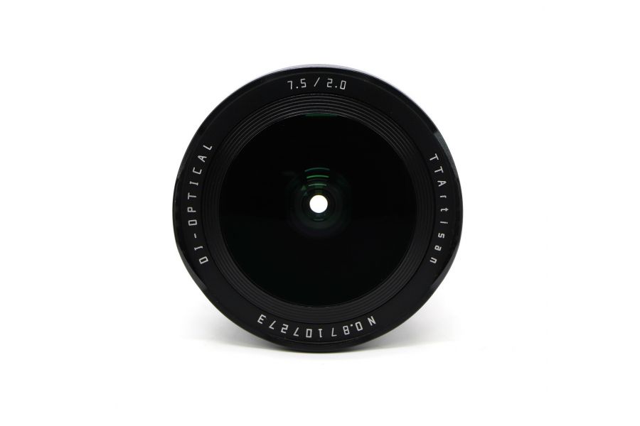 TTartisan 7.5mm f/2 для Fujifilm X
