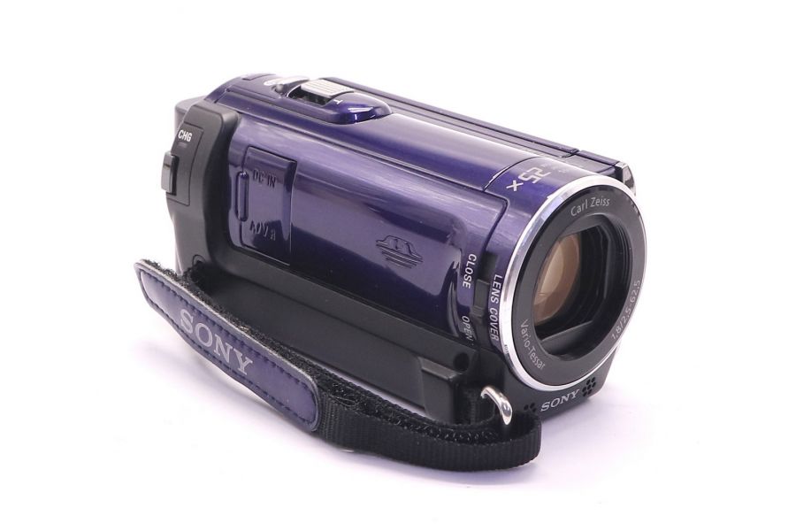 Видеокамера Sony HDR-CX110E в упаковке