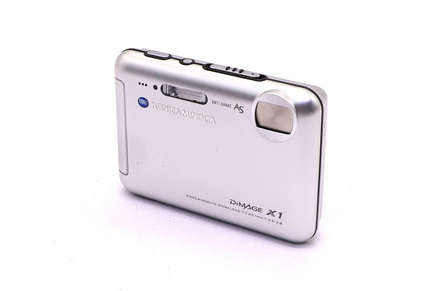 Konica Minolta Dimage X1 в упкаовке