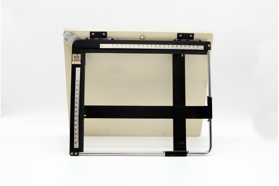 Кадрирующая рамка 18х24 Poland