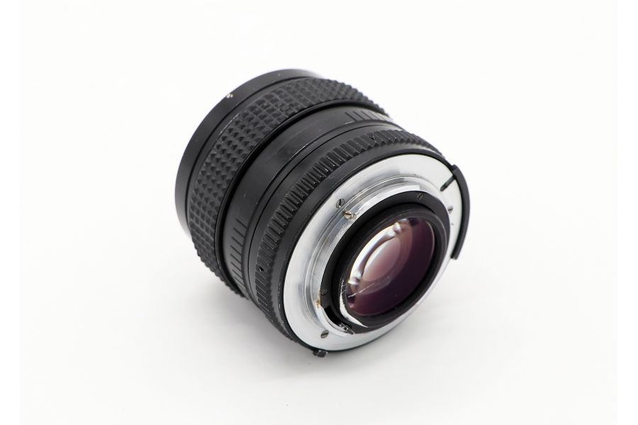 Объектив Мир-24Н МС 2/35 (СССР, 1990)