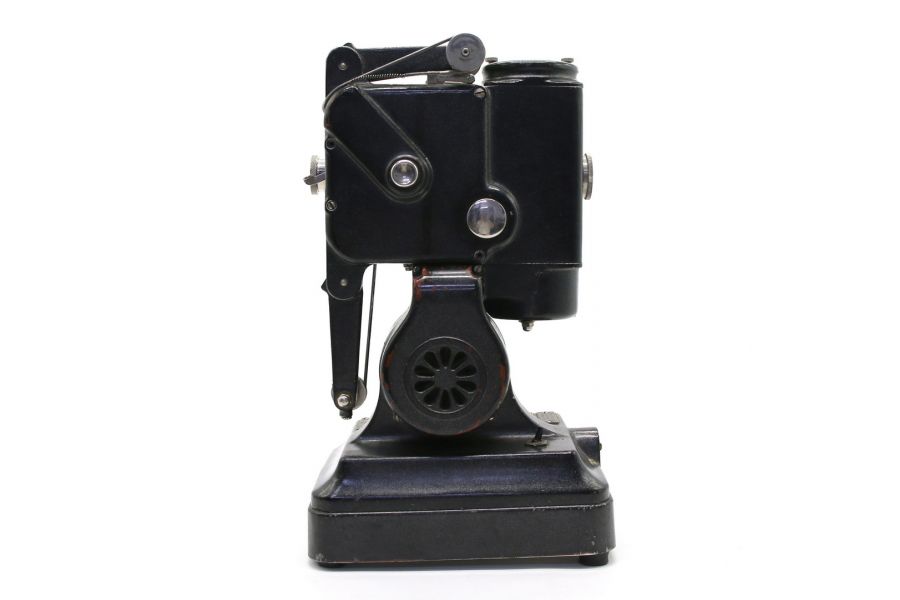 Кинопроектор Ampro