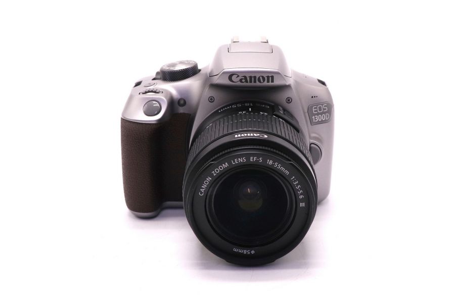 Canon EOS 1300D kit в упаковке (пробег 835 кадров)