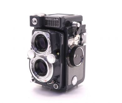 Yashica 44 LM
