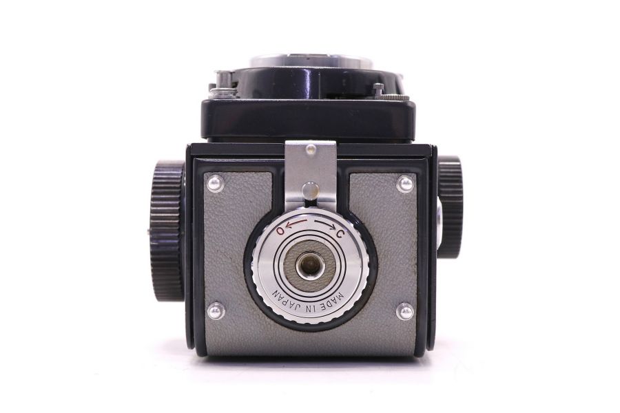 Yashica 44 LM