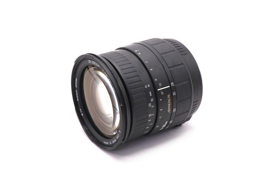 Sigma AF 28-200mm f/3.8-5.6 UC Aspherical б.