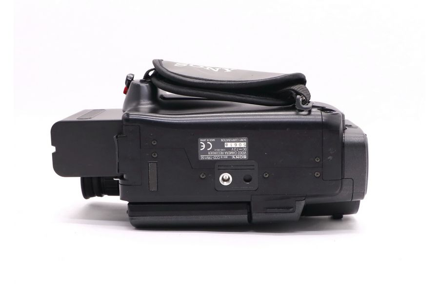 Видеокамера Sony CCD-TRV15E