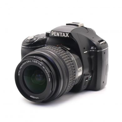 Pentax K-X kit (пробег 6000 кадров)