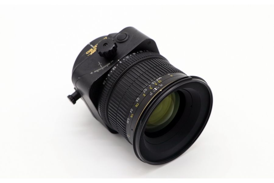 Nikon 45mm f/2.8D ED PC-E Micro Nikkor