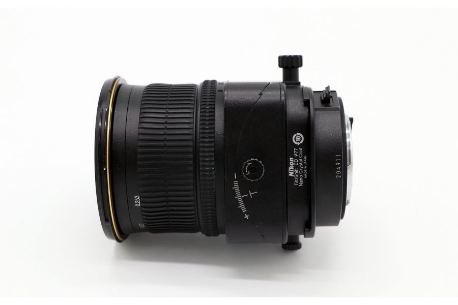 Nikon 45mm f/2.8D ED PC-E Micro Nikkor