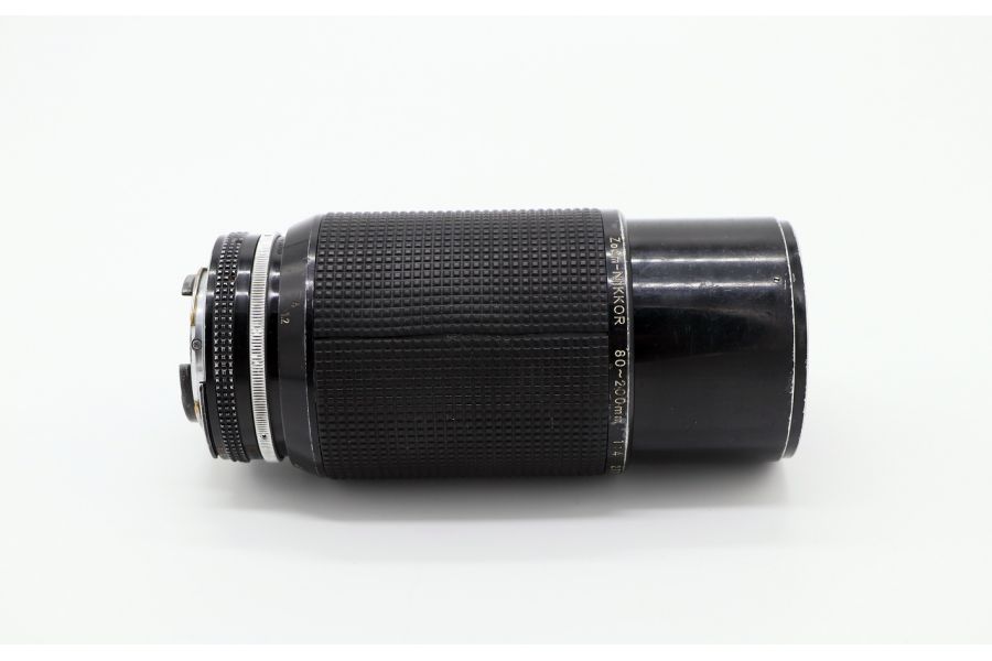 Nikon 80-200mm f/4 Zoom-Nikkor