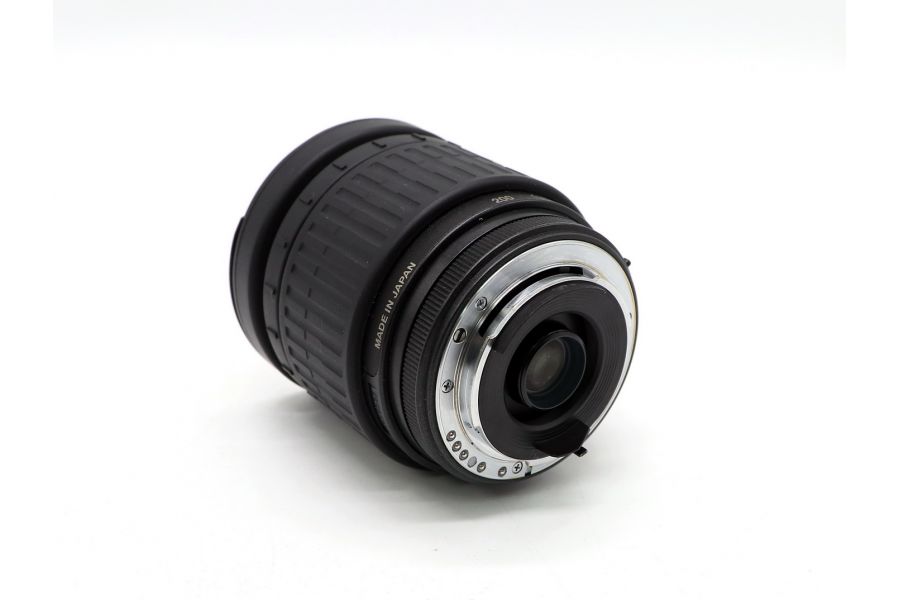 Pentax-FA SMC 28-200mm f/3.8-5.6 (Japan)