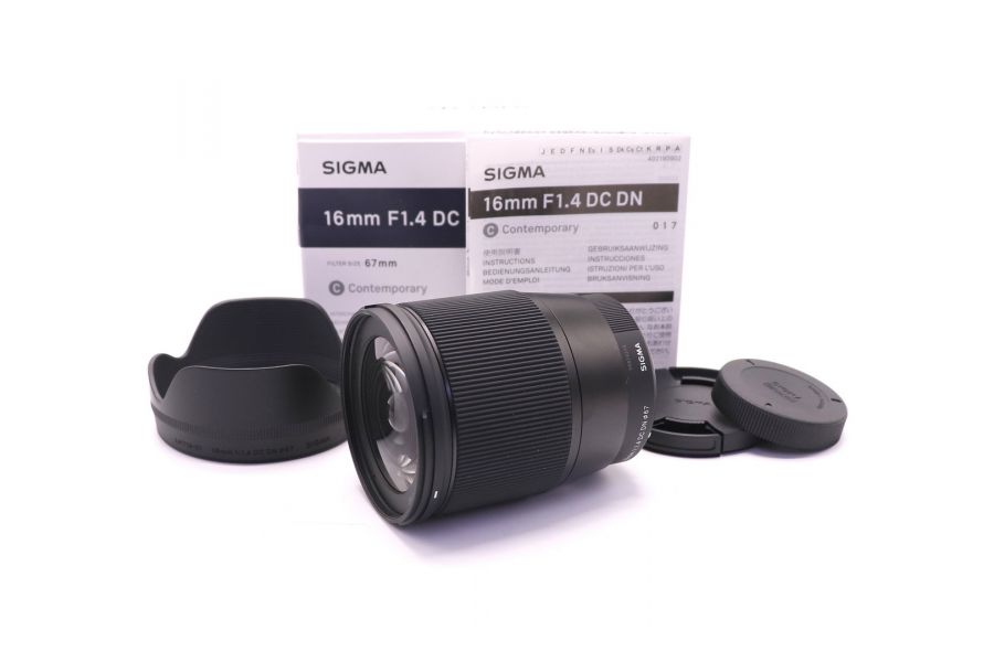 Sigma AF 16mm f/1.4 DC DN Contemporary Micro 4/3 в упаковке