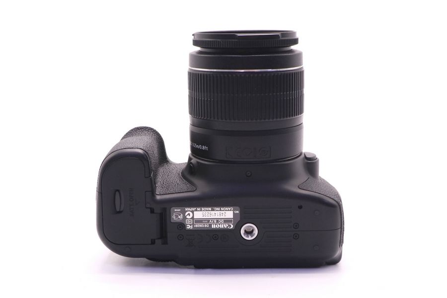 Canon EOS 60D kit в упаковке (пробег 6400 кадров)