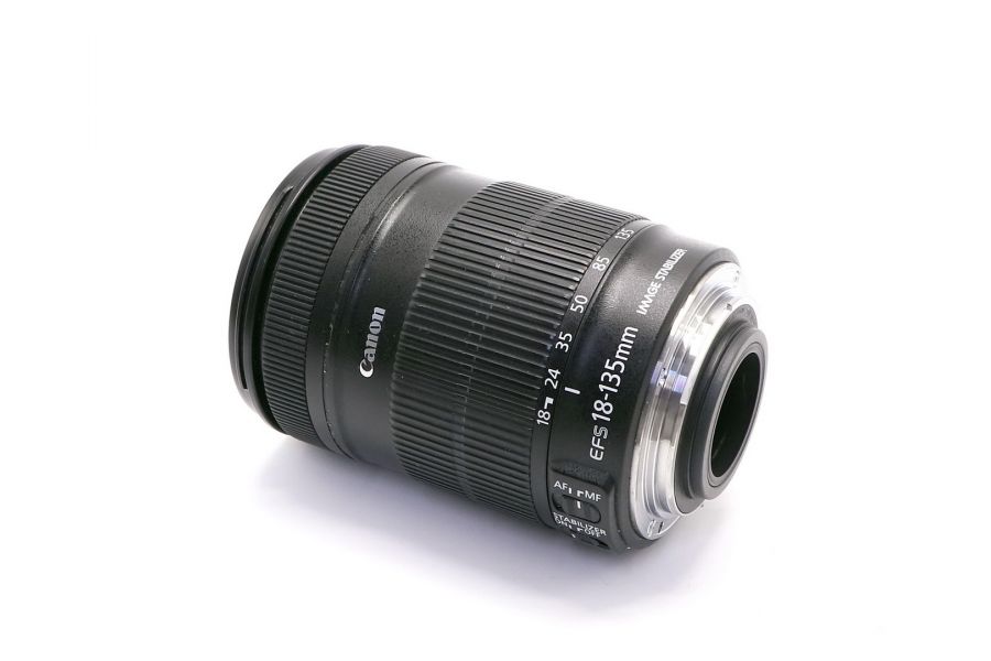 Canon EF-S 18-135mm 3.5-5.6 IS (Тайвань, 2010)