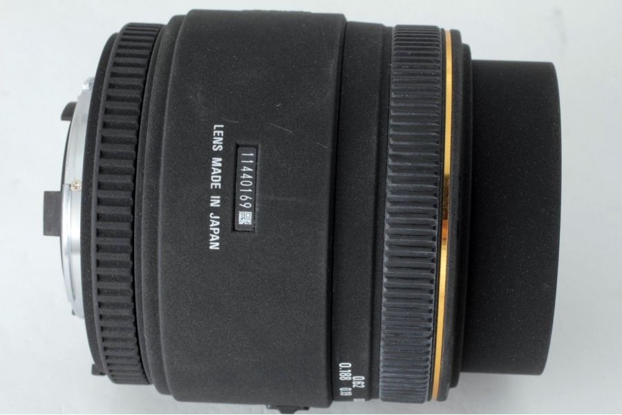 Sigma AF 50mm f/2.8D EX MACRO Nikon F