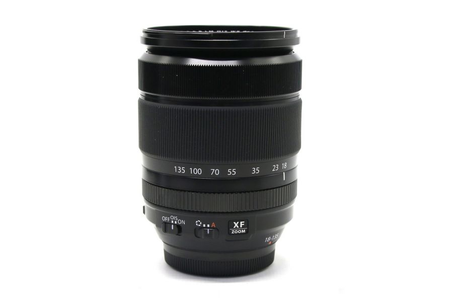 Fujifilm XF 18-135mm f/3.5-5.6 R LM OIS WR в упаковке