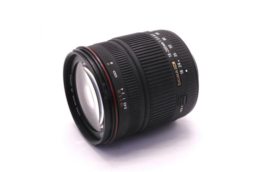 Sigma AF 18-200mm f/3.5-6.3 DC for Nikon