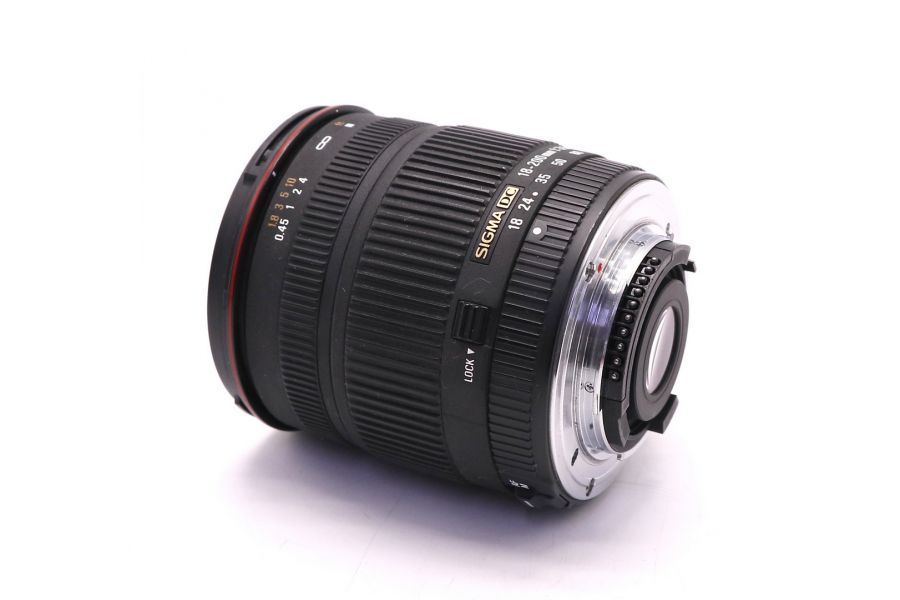 Sigma AF 18-200mm f/3.5-6.3 DC for Nikon