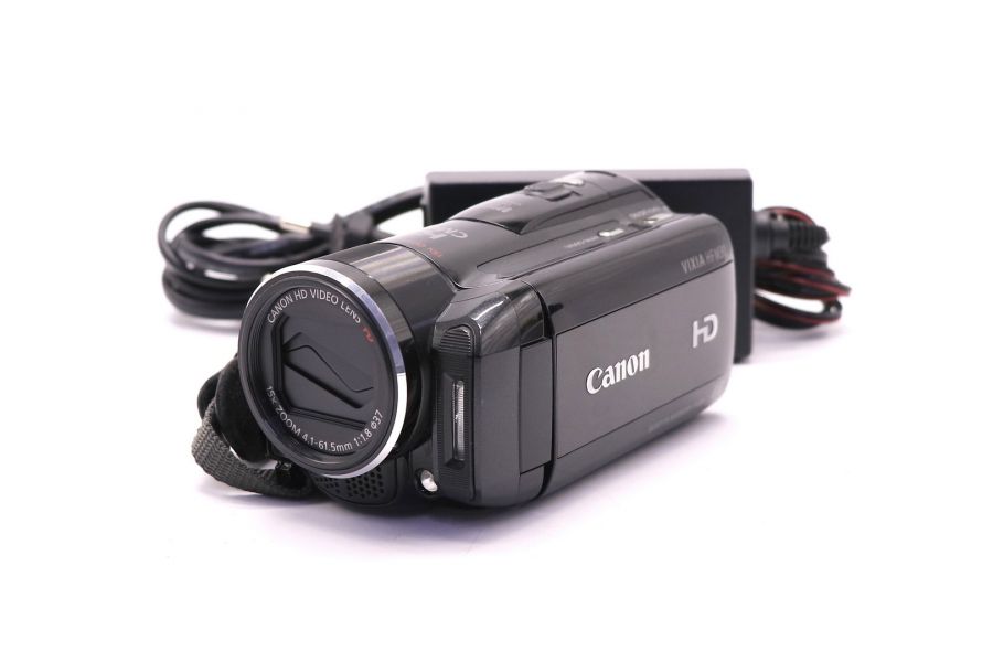 Видеокамера Canon Vixia HF M30