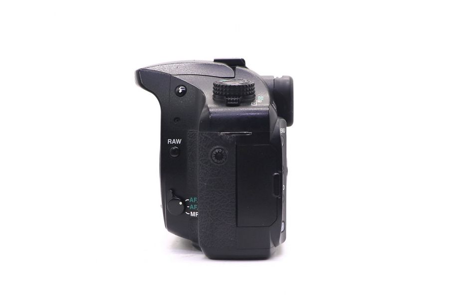 Pentax K20D body (пробег 33360 кадров)