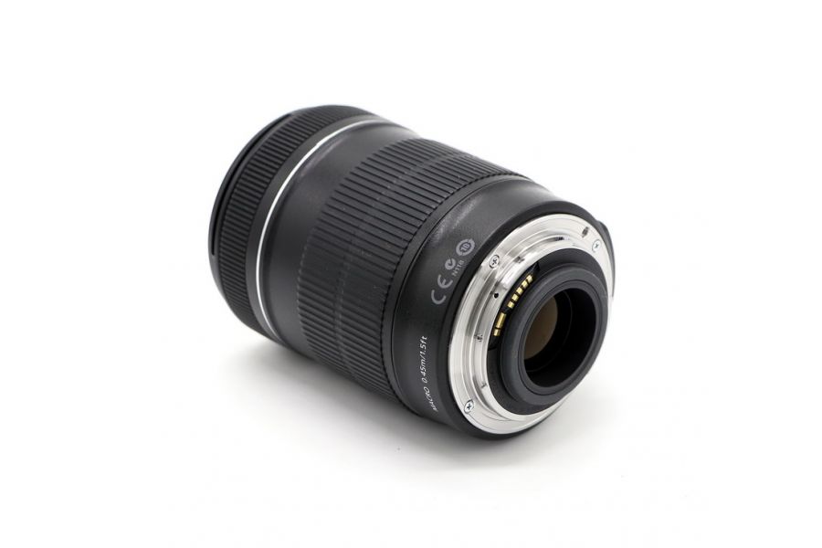 Canon EF-S 18-135mm 3.5-5.6 IS (отличный)