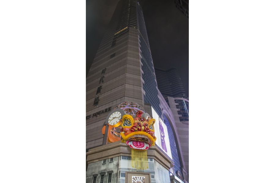 Canon EF-S 18-135mm 3.5-5.6 IS (отличный)