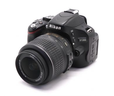 Nikon D5100 kit (пробег 18015 кадров)