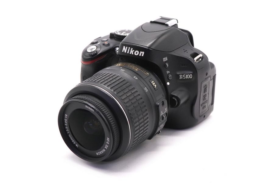 Nikon D5100 kit (пробег 18015 кадров)