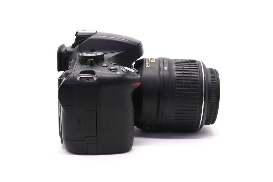 Nikon D5100 kit (пробег 18015 кадров)