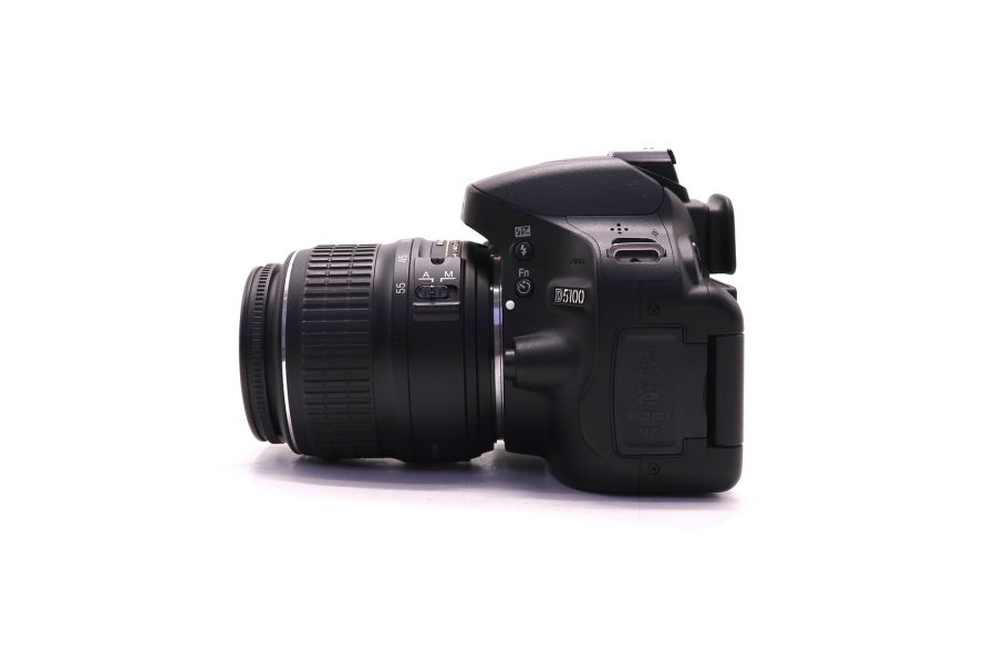 Nikon D5100 kit (пробег 2705 кадров)
