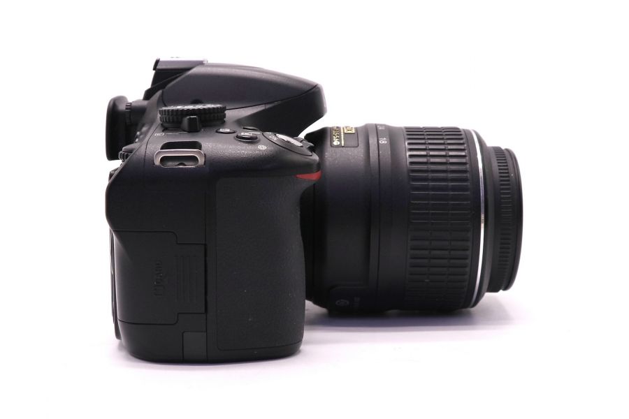 Nikon D5100 kit (пробег 14105 кадров)