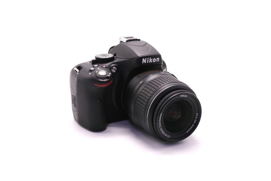 Nikon D5100 kit (пробег 2705 кадров)