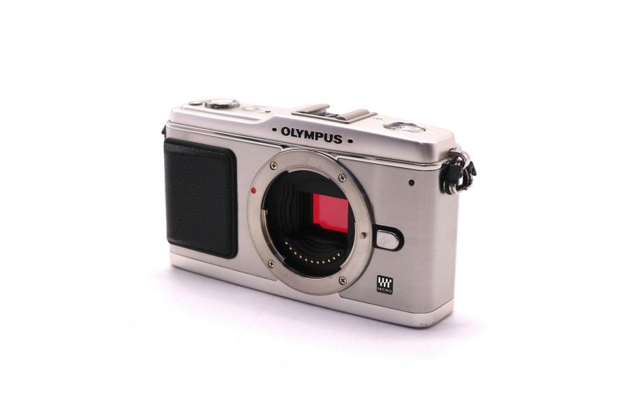 Olympus Pen E-P1 body (пробег 2940 кадров)
