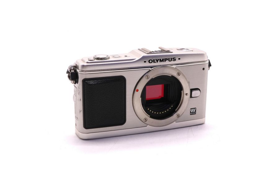 Olympus Pen E-P1 body (пробег 2940 кадров)