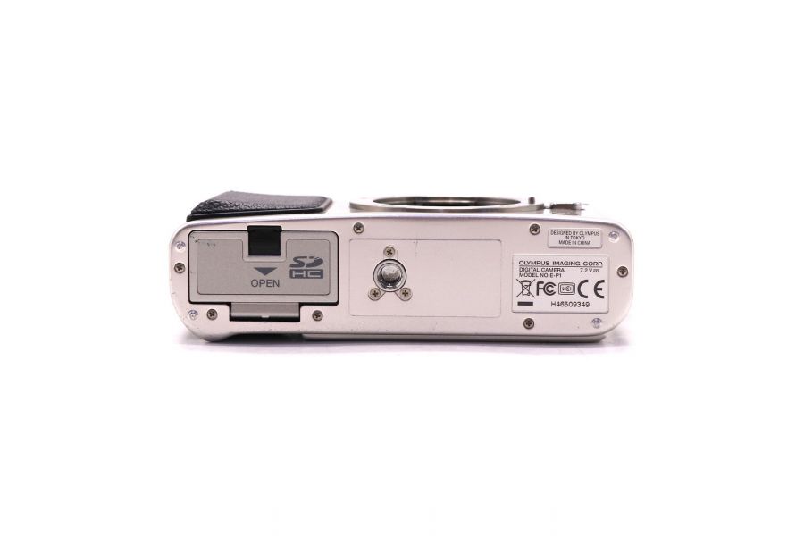 Olympus Pen E-P1 body (пробег 2940 кадров)