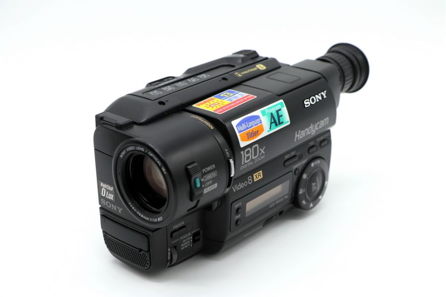 Видеокамера Sony CCD-TR315E