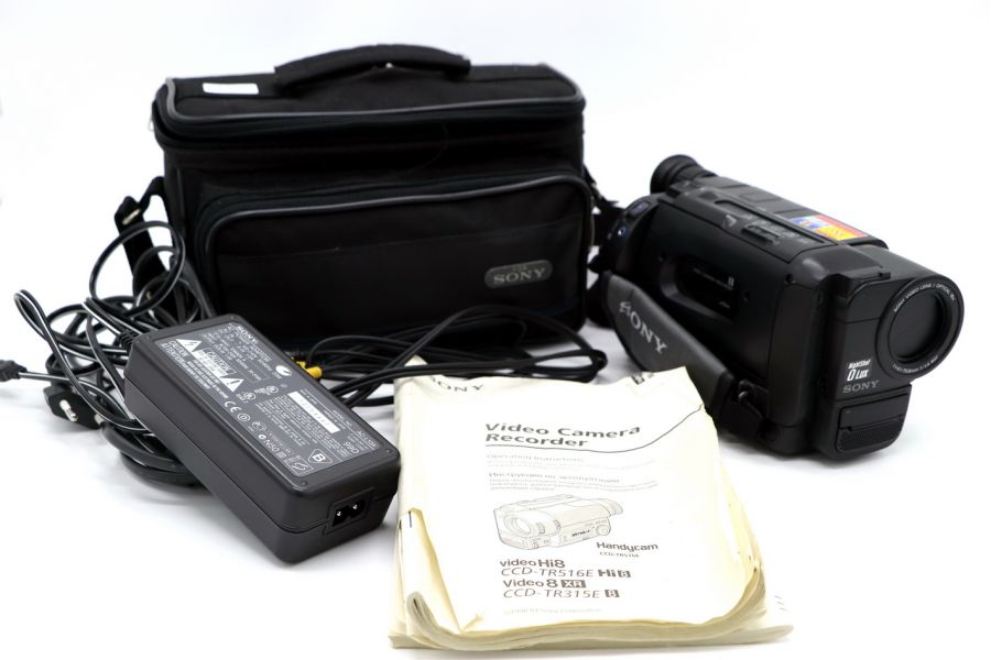 Видеокамера Sony CCD-TR315E