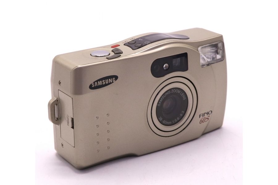 Samsung Fino 60S в упаковке